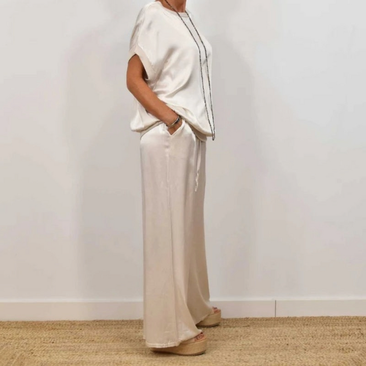Nadine - Conjunto con top de satén y pantalones de pierna ancha