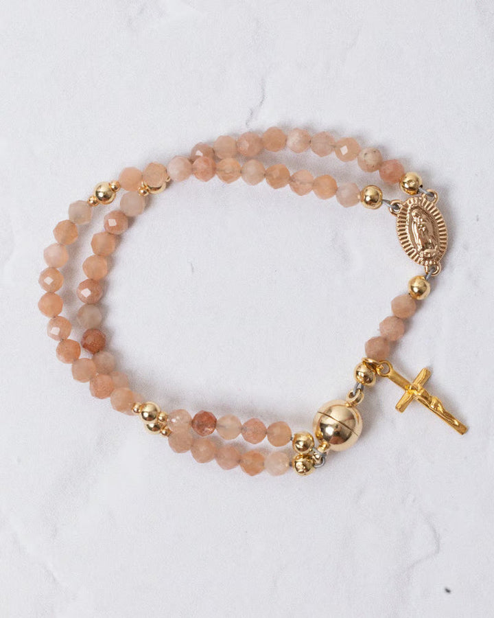 Farah - Pulsera de cuentas con cruz