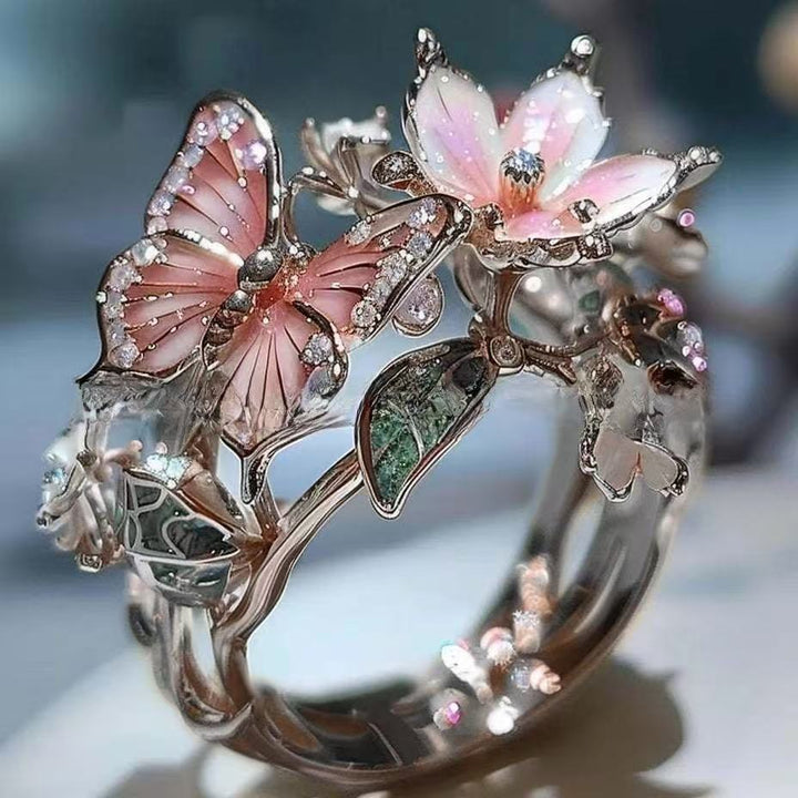 Faylinn - Anillo Floral con Mariposa