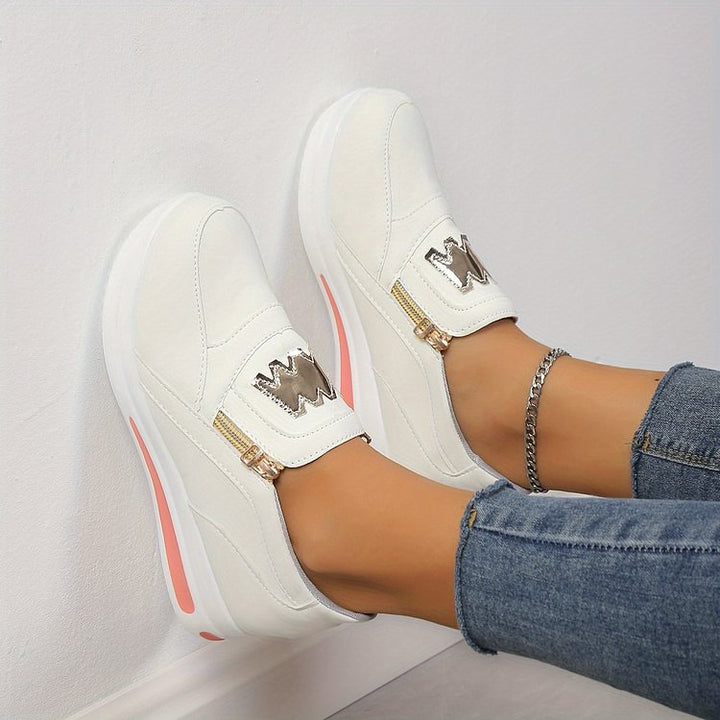 Ovelia - Tenis sin cordones de plataforma