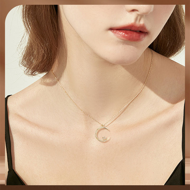 Jesmyra - Collar con Colgante de Luna y Estrella