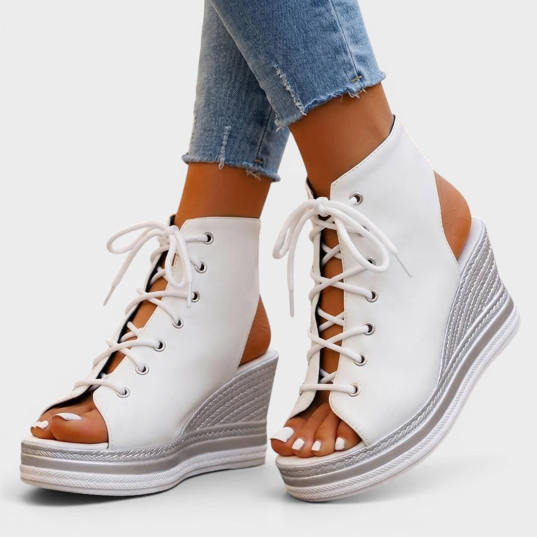Elaina - Sandalia de cuña alta con cordones