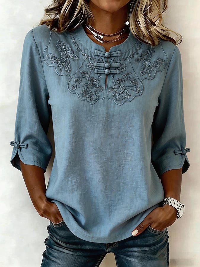 Cressida - Blusa con cuello mao bordado