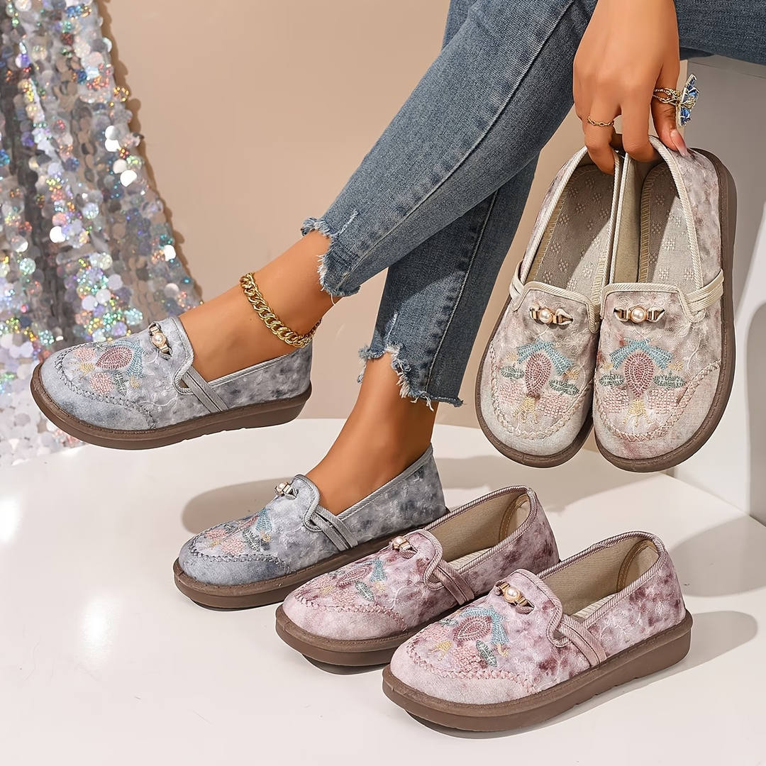 Juniper - Mocasines bordados sin cordones