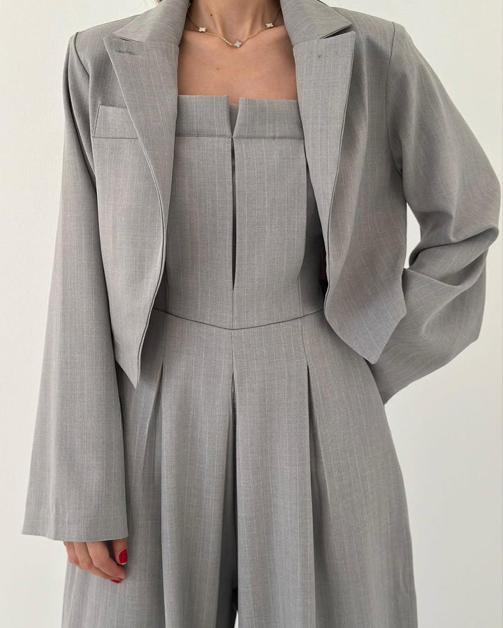 Lyranel - Mono Casual Estiloso