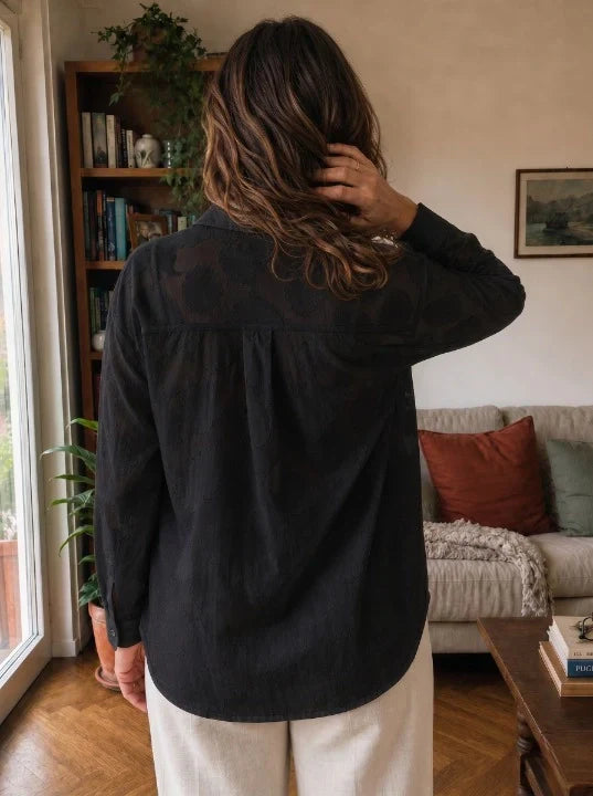 Claribel - Camisa de manga larga con textura floral ligera