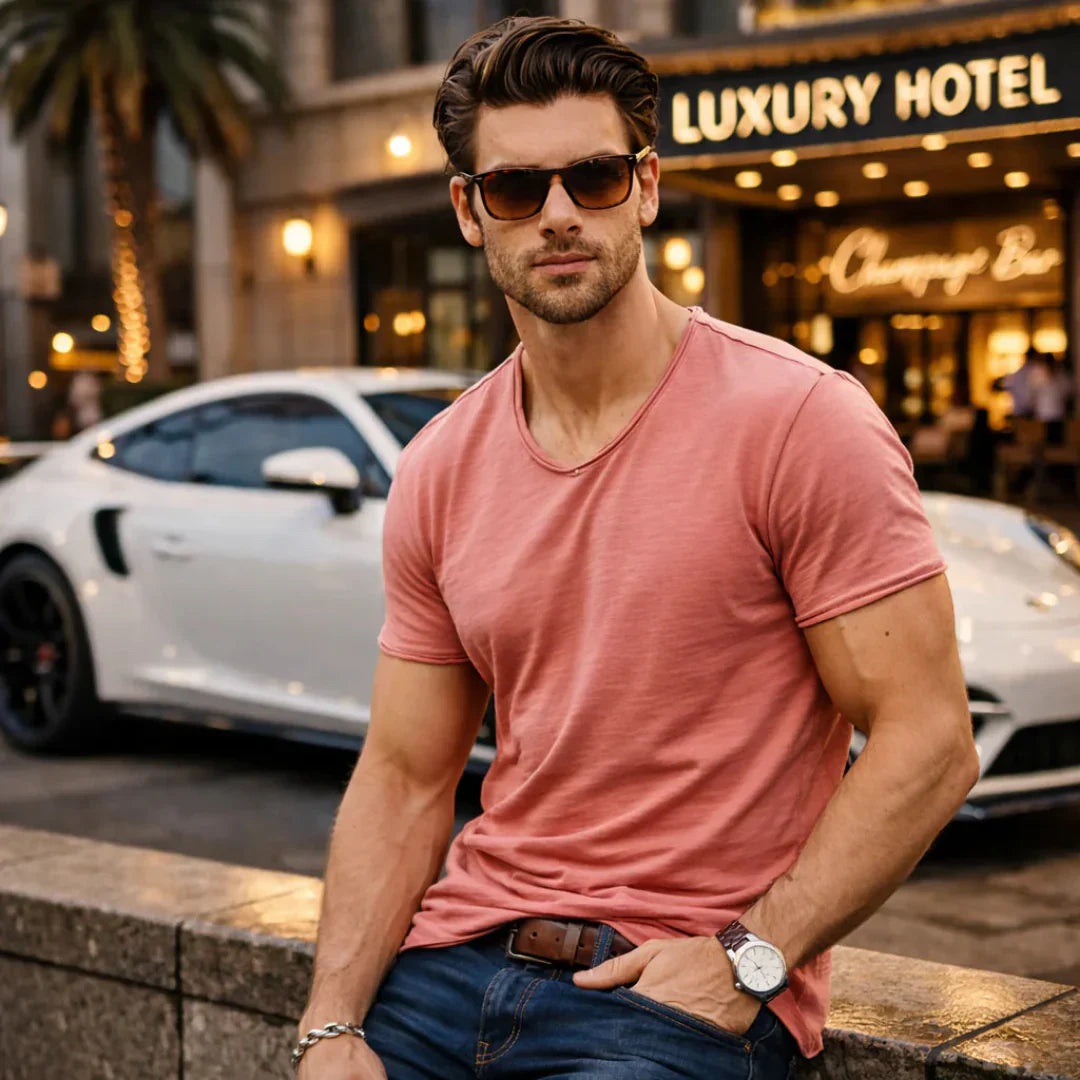 Jackson - Playera de cuello en V de tacto suave