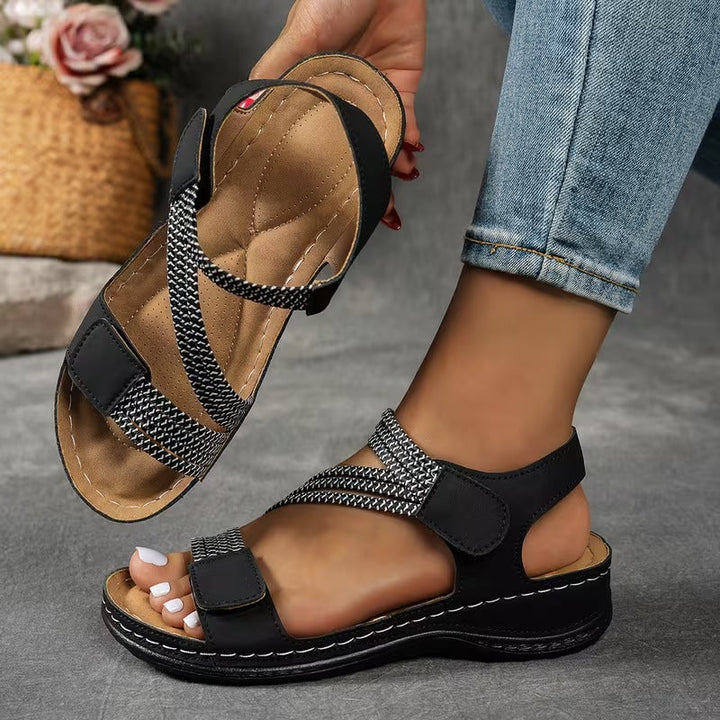 Courtney - Sandalias de confort con tiras cruzadas