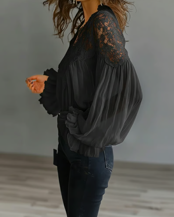 Briseis - Blusa de encaje con manga larga