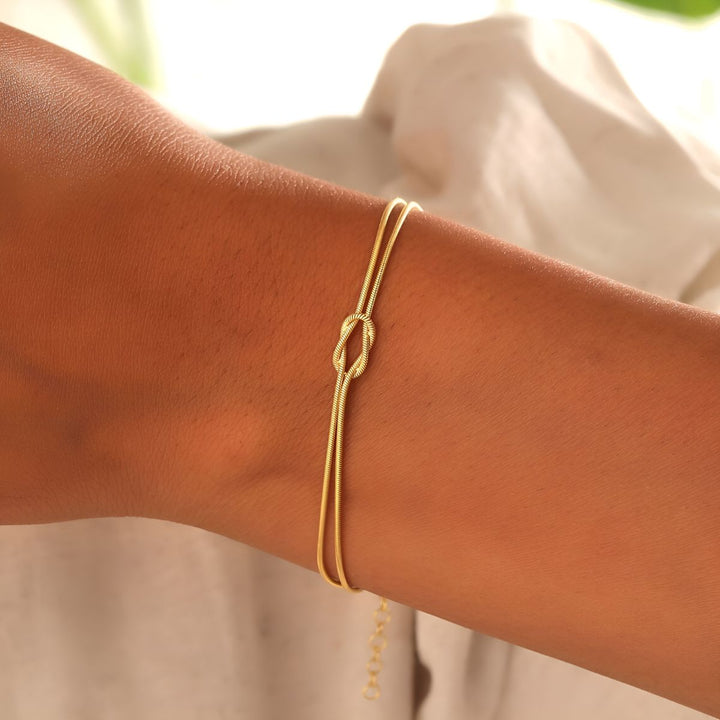 Vionarae - Pulsera Minimalista de Nudo