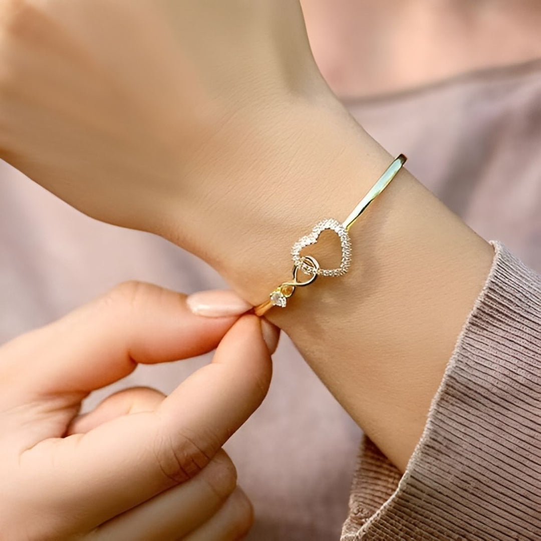 Ailira - Pulsera con Corazón Infinito