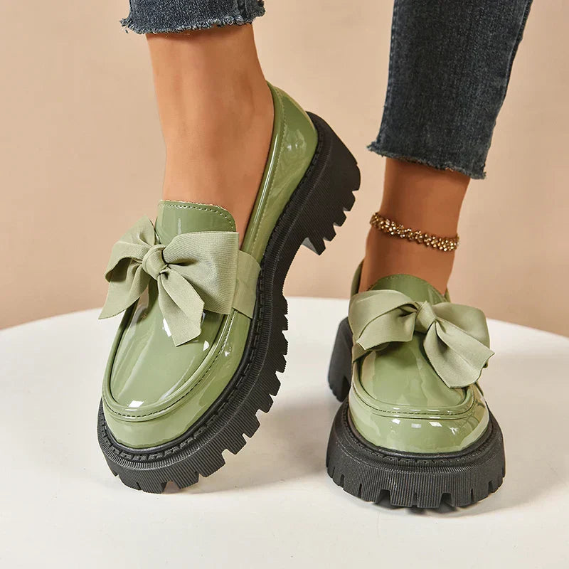 Eliza - Mocasines de plataforma con acabado brillante