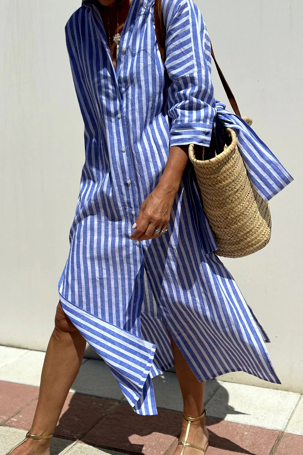Quintilla - Vestido veraniego brillante con escote en V