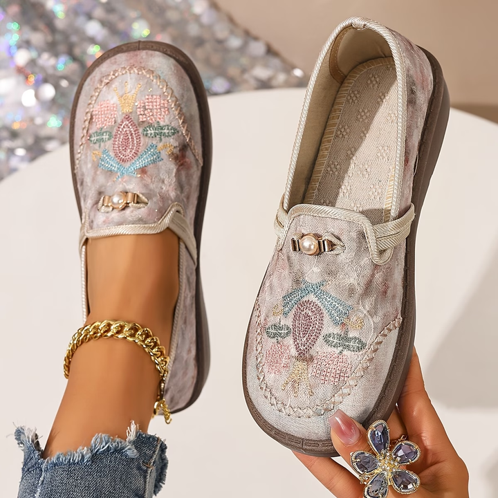 Juniper - Mocasines bordados sin cordones