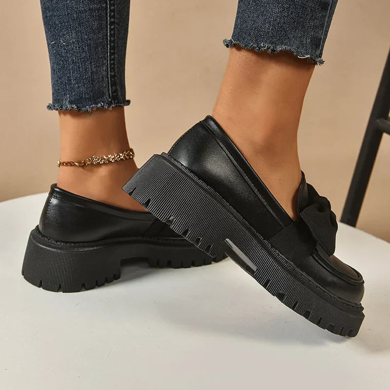Eliza - Mocasines de plataforma con acabado brillante