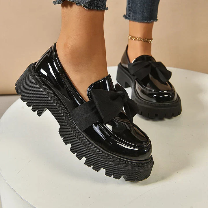 Eliza - Mocasines de plataforma con acabado brillante