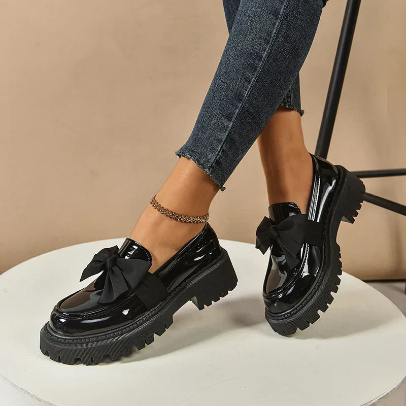 Eliza - Mocasines de plataforma con acabado brillante