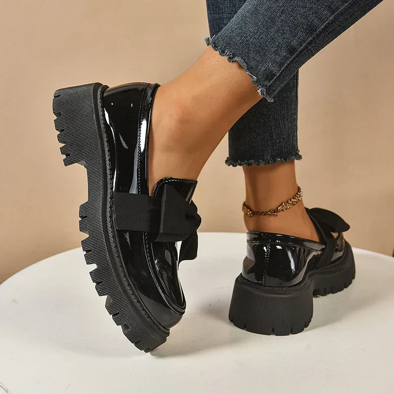 Eliza - Mocasines de plataforma con acabado brillante