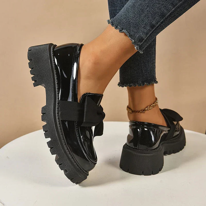Eliza - Mocasines de plataforma con acabado brillante