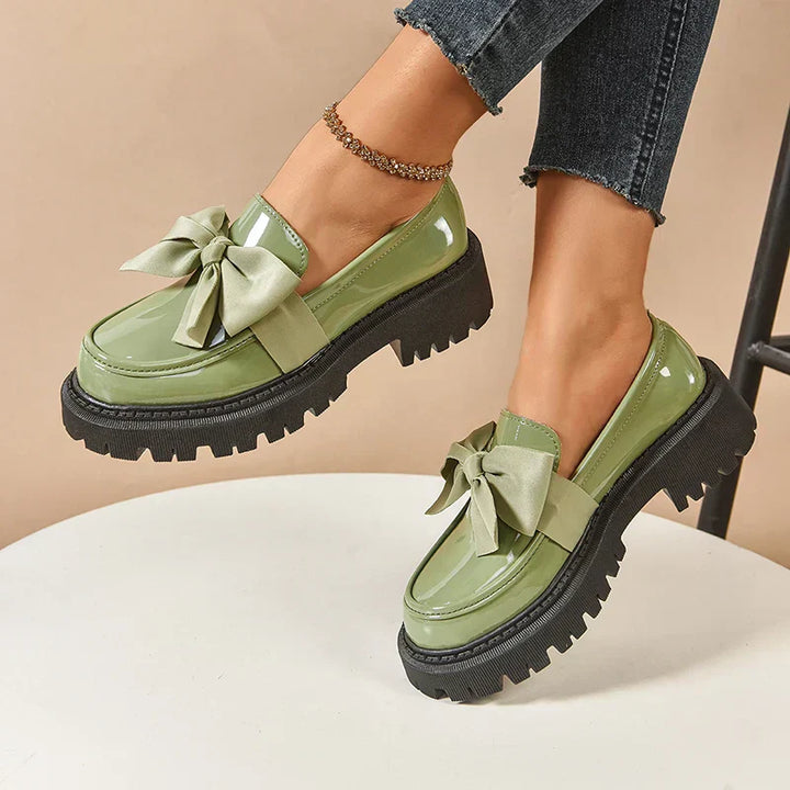 Eliza - Mocasines de plataforma con acabado brillante