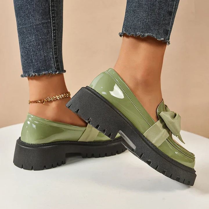 Eliza - Mocasines de plataforma con acabado brillante