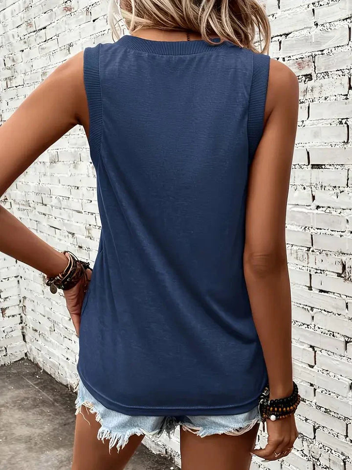 Megan - Playera suave al tacto con escote corazón