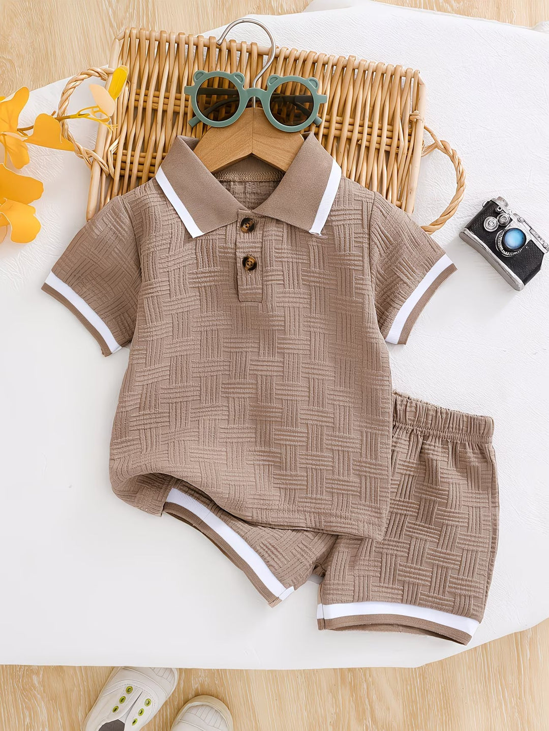 Basil - Conjunto de playera polo texturizada y shorts